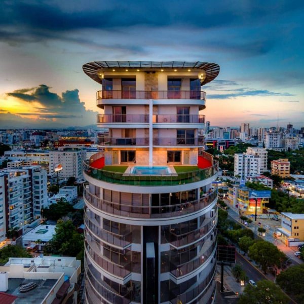 Apartamento en Venta en  Bella Vista, Distrito Nacional