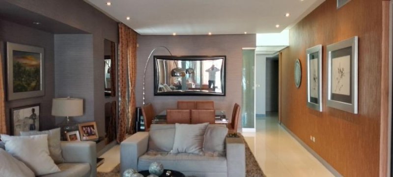 Apartamento en Venta en paraíso Piantini, Distrito Nacional