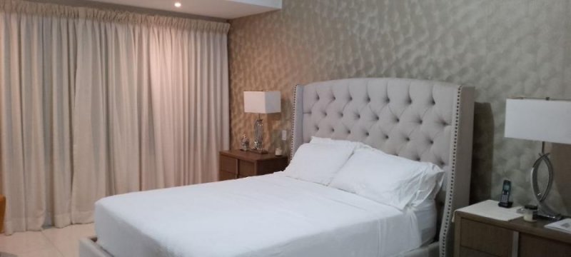 Apartamento en Venta en PIANTINI Piantini, Distrito Nacional