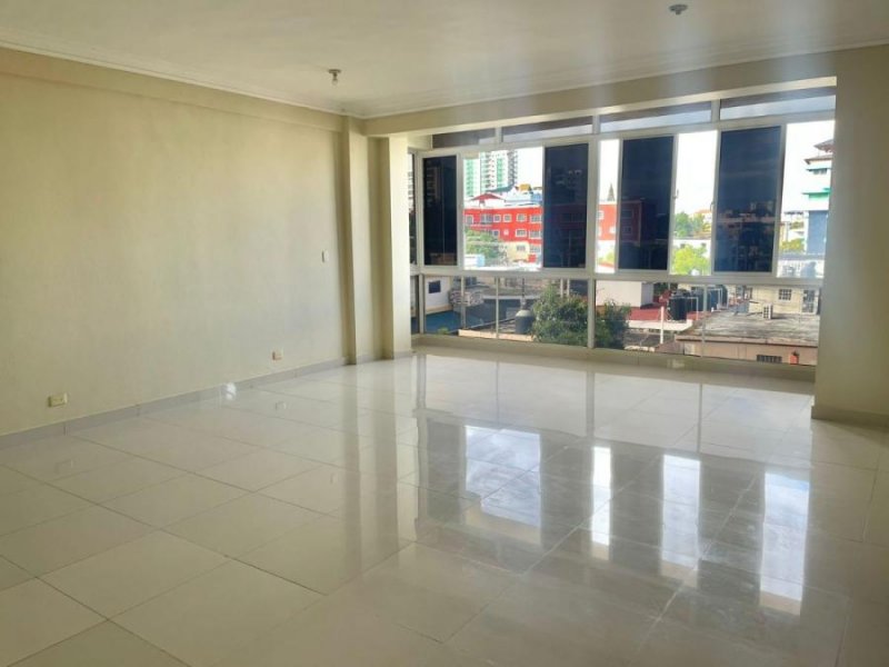 Apartamento en Venta en  Santo Domingo Este, Santo Domingo