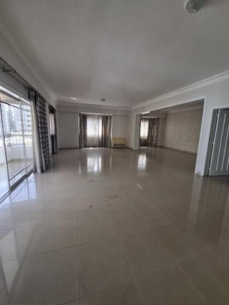 Apartamento en Venta en  Bella Vista, Distrito Nacional