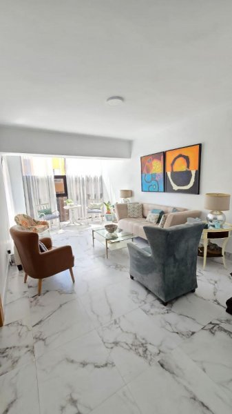 Vendo Apartamento en Bella Vista Sur, 3 HB
