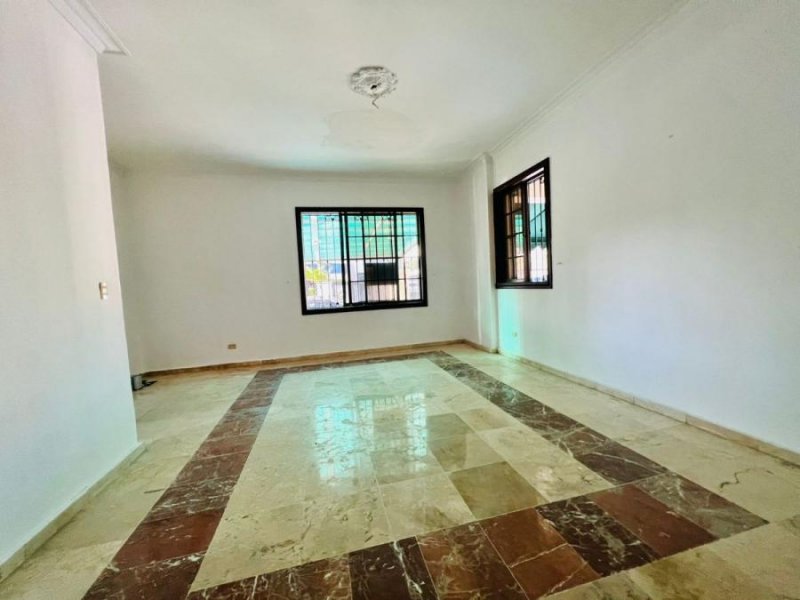 Apartamento en Venta en  Bella Vista, Distrito Nacional