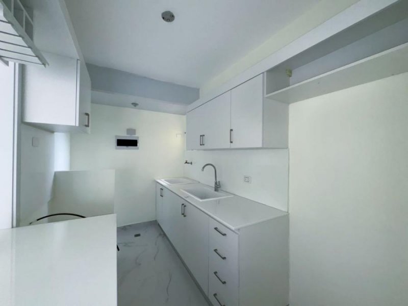 Apartamento en Venta en  Santo Domingo Este, Santo Domingo
