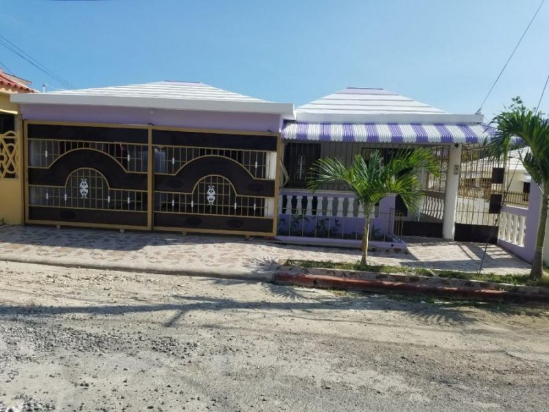 Casa en Venta en Jardines de Buena Vista Primera Santo Domingo Norte, Santo Domingo