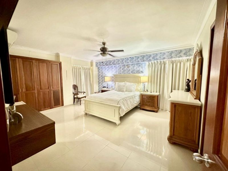 Apartamento en Venta en Ensanche Naco. Santo Domingo Oeste, Santo Domingo