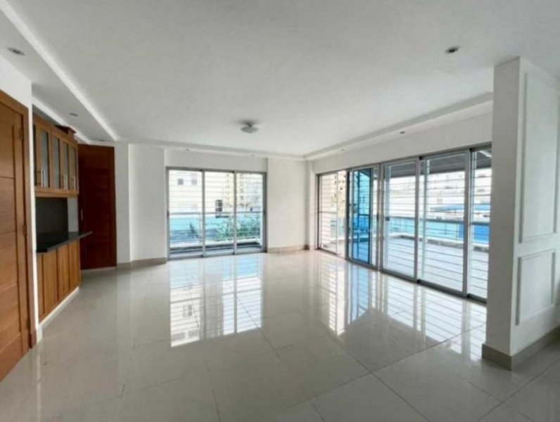 Apartamento en Venta en Renacimiento, D. N. Renacimiento D.N, Distrito Nacional