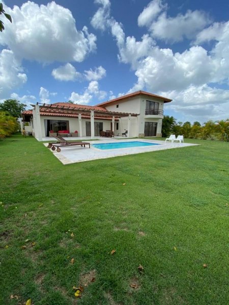 Casa en Venta en La Estancia Golf Resort La Estancia, La Romana