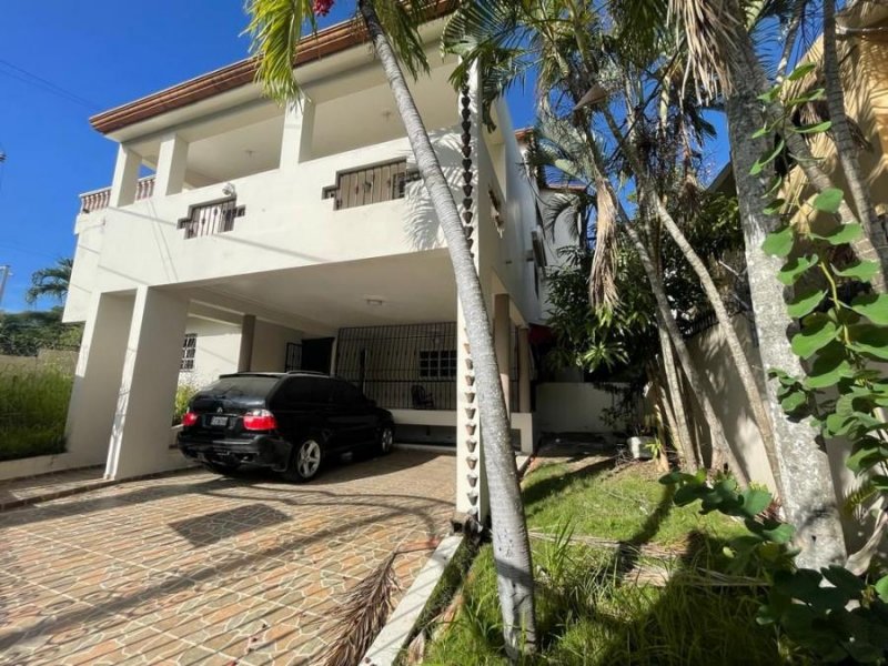 Casa en Venta en  Santiago de los Caballeros, Santiago