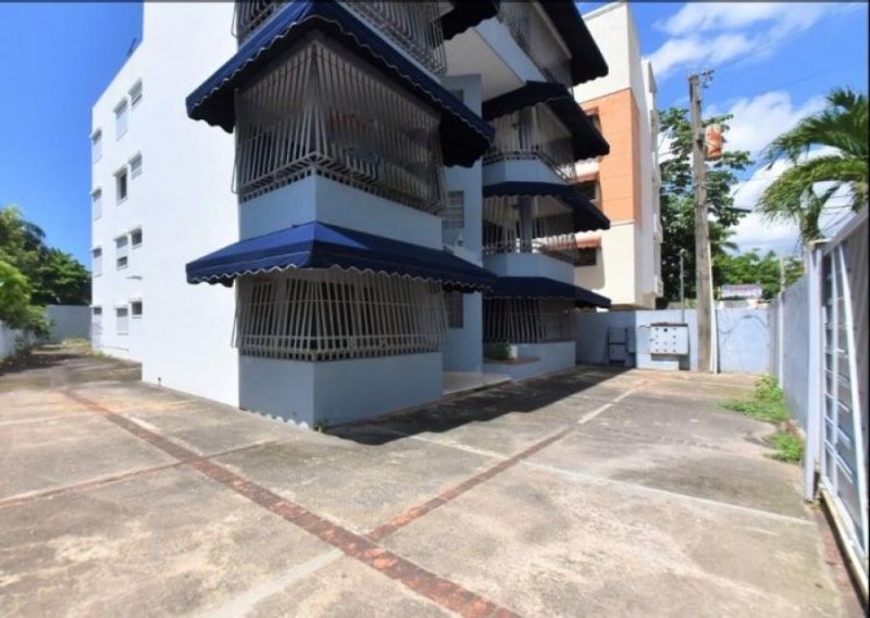 Foto Edificio en Venta en Quisqueya, San Pedro de Macorís - U$D 615.000 - EDV20281 - BienesOnLine