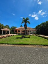 Casa en Venta en Guavaberry Country Club Guayacanes, San Pedro de Macorís