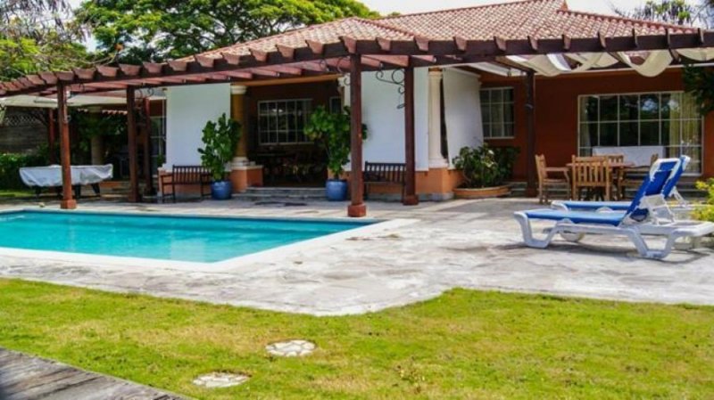 Foto Casa en Venta en San Pedro de Macorís, San Pedro de Macorís - U$D 549.999 - CAV28614 - BienesOnLine