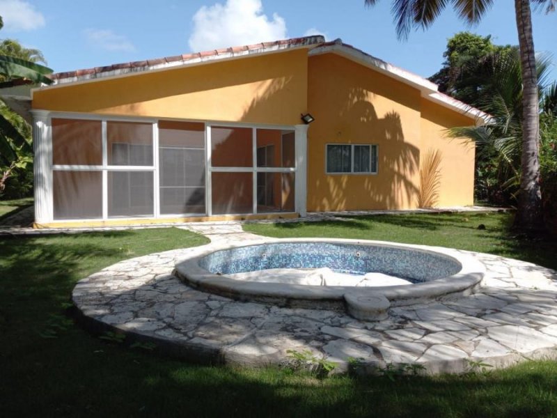 Casa en Venta en  Guayacanes, San Pedro de Macorís