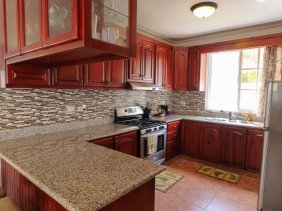 Casa en Venta en  Guayacanes, San Pedro de Macorís
