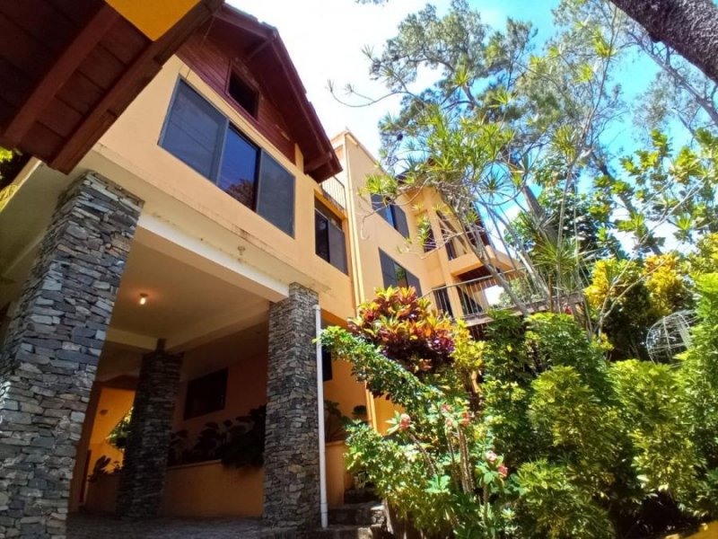 Foto Casa en Venta en Los Alpes, Jarabacoa, La Vega - U$D 365.000 - CAV22013 - BienesOnLine