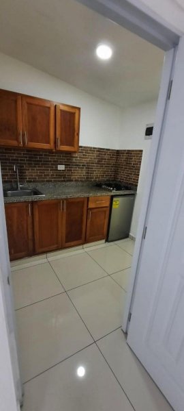 Apartamento en Alquiler en  Zona Unversitaria, Distrito Nacional